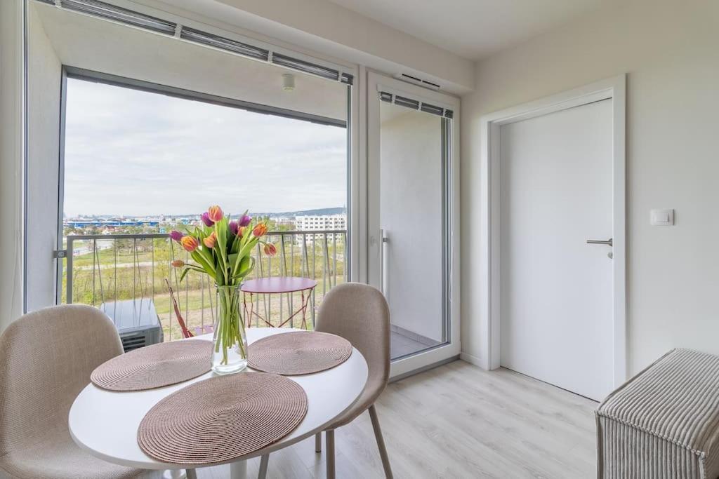 Cozy Apartment Near City Centrum And Bratislava Airport Eksteriør bilde
